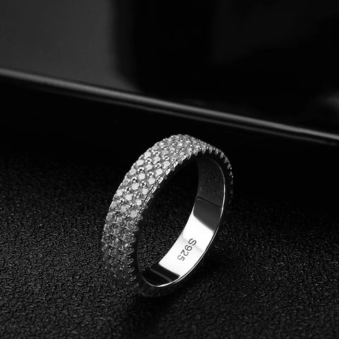 Moissanit Ring aus 925er Sterlingsilber mit funkelnden Zirkonia