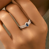 925 Sterlingsilber Funkelnder Royalblauer Ovaler CZ Luxusring mit klassischem
