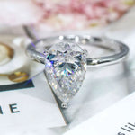 4ct Tropfenförmiger Moissanit-Ring für Frauen aus 925er Sterling Silber