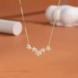 Moissanit Halskette mit zarten Blütenmotiven aus 925 Sterling Silber D-Farbe