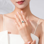 925 Sterling Silber Ring mit grüner rechteckiger Zirkonia und funkelndem Wassertropfen-Emblem