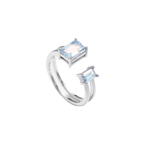Edler 925 Sterling Silber Ring mit rechteckigem hellblauem Zirkonia