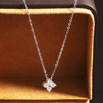 s925 Silber-Halsband mit funkelnden Kristallen
