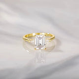 Eleganter 3-steiniger Verlobungsring aus 925 Sterling Silber mit rechteckige