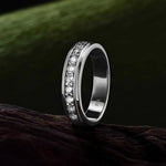925 Sterling Silber Ring mit Moissanite Halb-Eternity Design Gold und Silber Akzent