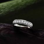 925 Sterling Silber Ring mit Moissanite Halb-Eternity Design Gold und Silber Akzent