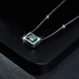 2CT Smaragd Moissanite Anhängerhalskette für Damen 18K Weißgold plattier