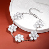Blumenarmband aus 925er Sterling Silber mit funkelnden Zirkonia-Steinen