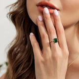 925 Sterling Silber Verlobungsring für Damen mit 3CT smaragdgrünem Emerald