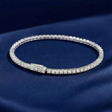 Moissanit Tennisarmband für Fraue 925er Sterlingsilber mit funkelnden Steinen