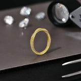 # Eleganter S925 Silber Ring mit Zirkonia, Doppelschicht-Design, strahlend und modern