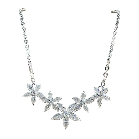 Moissanit Halskette mit zarten Blütenmotiven aus 925 Sterling Silber D-Farbe