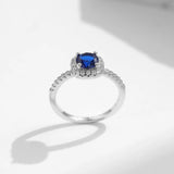 925 Sterlingsilber Ring mit funkelndem blauen Zirkonia