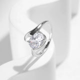 925 Sterling Silber Ring mit funkelndem ovalem Zirkon für Frauen