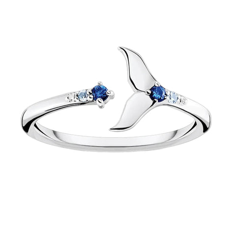 Ring mit Delfin-Schweif und blauen Steinen glamourös